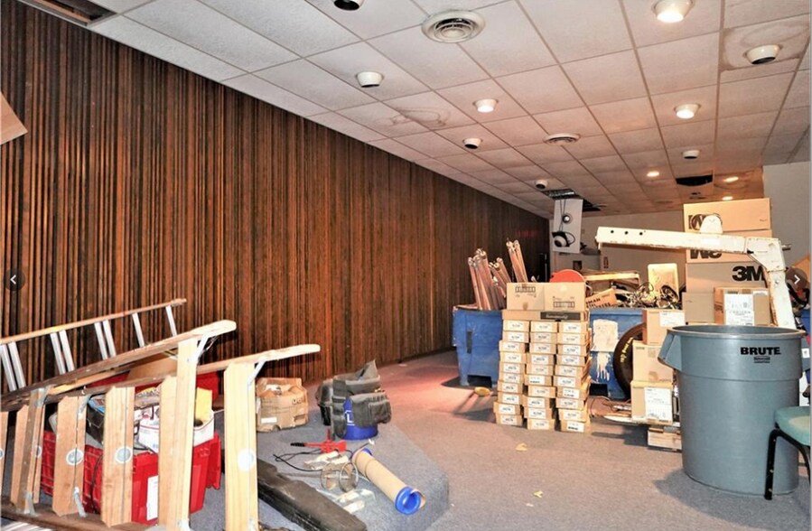 More Photos Of 204 N Meyer St, Taft Religious Facility For Sale