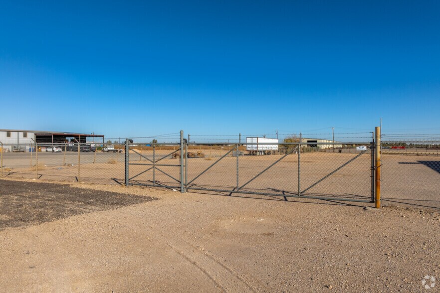 More Photos Of 3401 E State Highway 158, Midland Warehouse For Lease