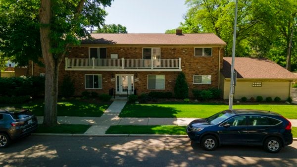 More Photos Of 516 Neff Ln, Grosse Pointe Apartments For Sale