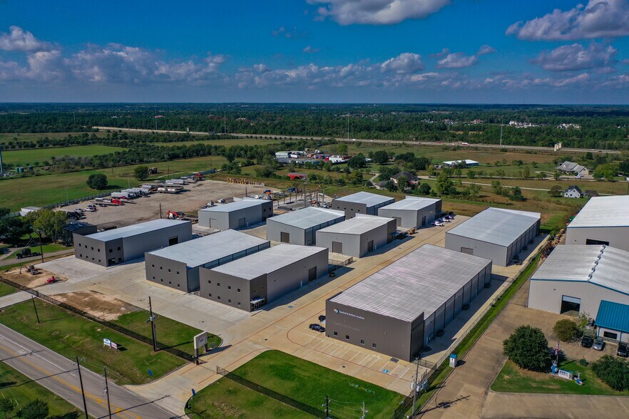 More Photos Of 15040 Boudreaux Rd, Tomball Industrial For Lease