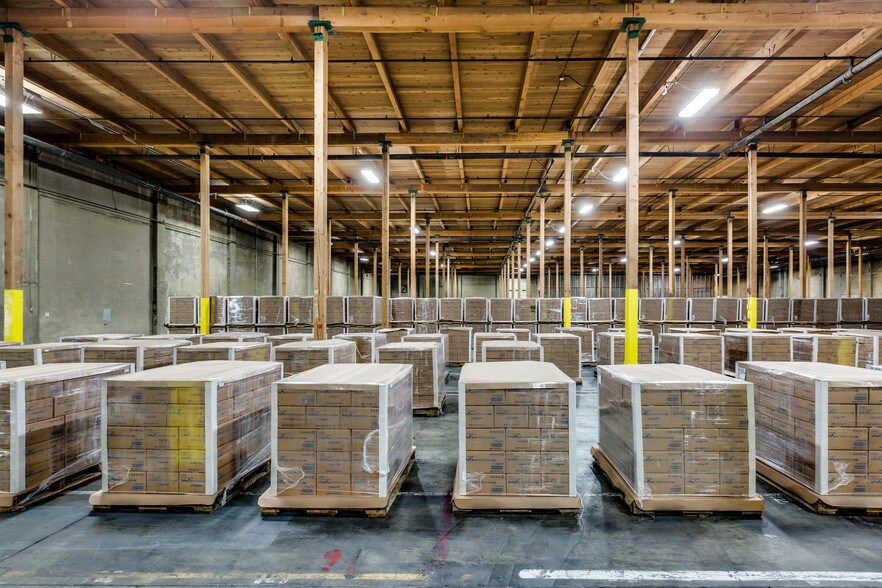 More Photos Of 430 7th Ave S, Buhl Manufacturing For Lease