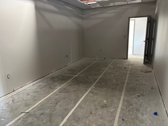 More Photos Of 1534 US-190, Port Allen Industrial For Lease