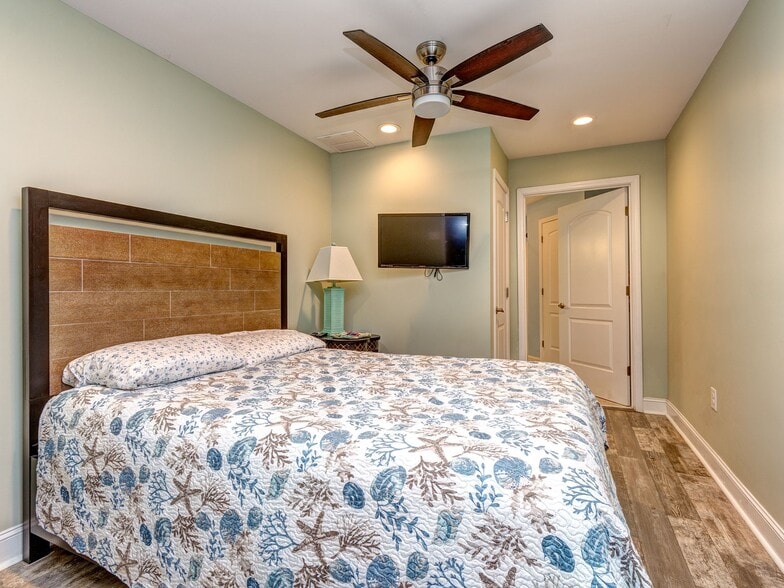 More Photos Of 116 Massey St, Fort Mill Flex For Sale