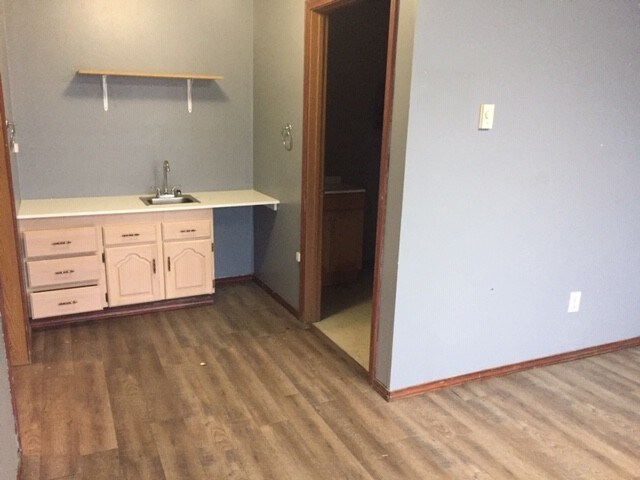 More Photos Of 7826 N Market St, Spokane Warehouse For Lease