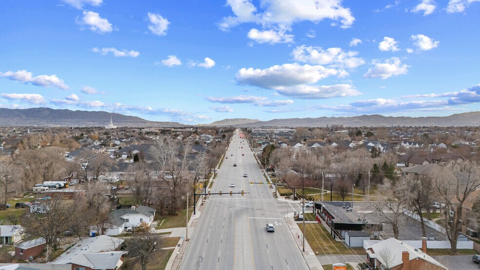 More Photos Of 9386 S Redwood Rd, West Jordan Office For Lease