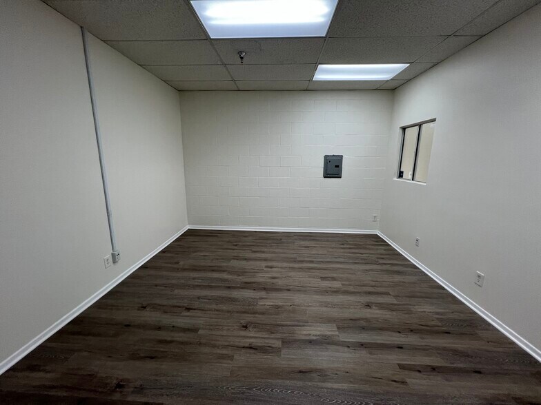 More Photos Of 5563 Sepulveda Blvd, Culver City Loft Creative Space For Lease