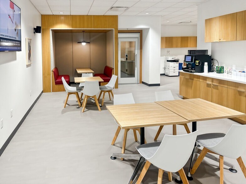 More Photos Of 480 N Orlando Ave, Winter Park Coworking Space