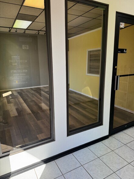 More Photos Of 101 SE 4th St, Moore Office For Lease
