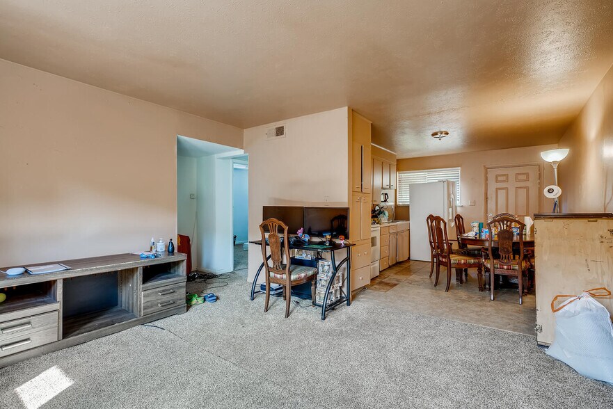 More Photos Of 1996 Akron St, Aurora Multifamily For Sale