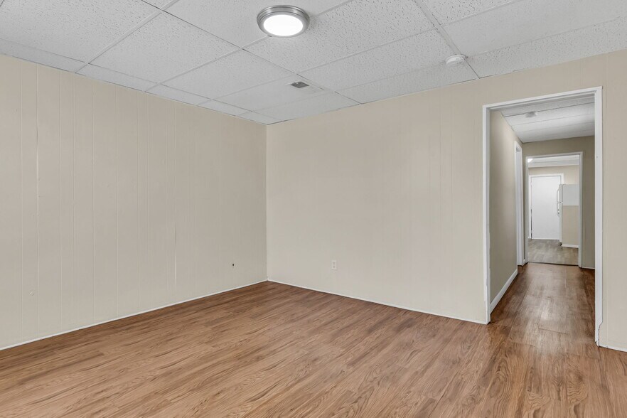 More Photos Of 642-654 W State St, Columbus Manufactured Housing Mobile Home Park For Sale