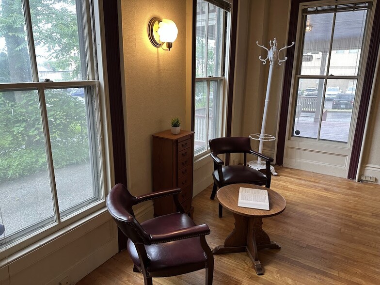 More Photos Of 8 Court St, Concord Office For Sale