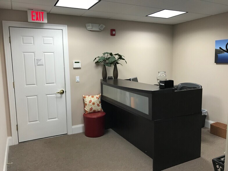 More Photos Of 124 East Ave, Norwalk Medical For Lease