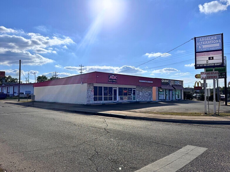 More Photos Of 609 Pat Booker Rd, Universal City Storefront Retail Office For Sale