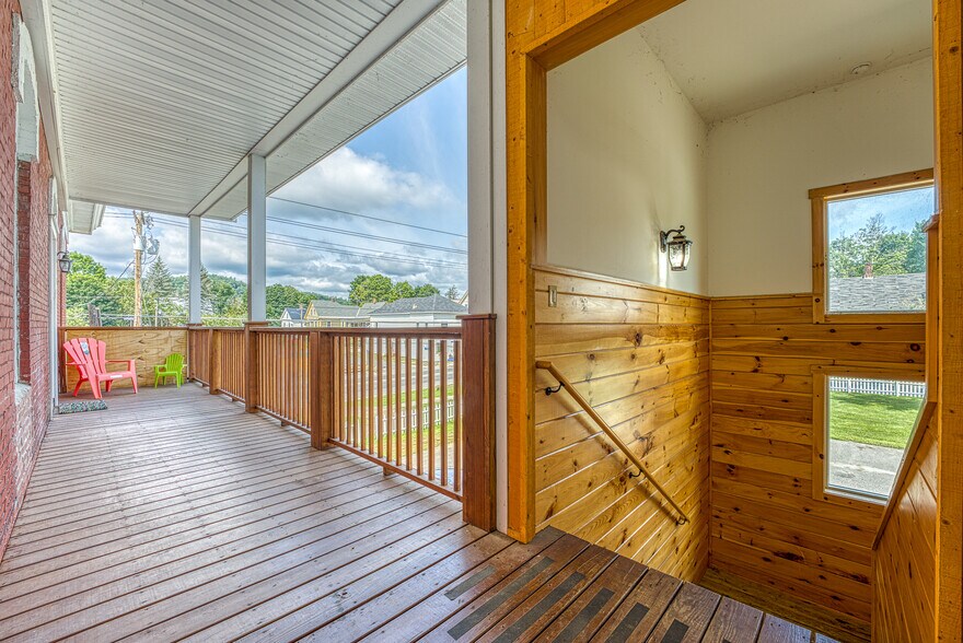 More Photos Of 2 Perkins Pl, Woodsville Apartments For Sale