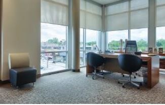 More Photos Of 180 Pl De La Côte-Vertu, Montréal Office For Sale