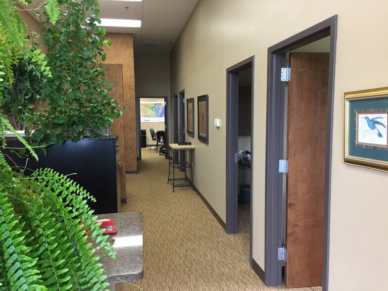 More Photos Of 1920 W 143rd St, Leawood Office For Sale