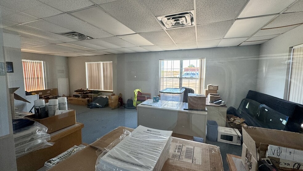More Photos Of 230 Boyle Rd, Kiowa Service For Sale