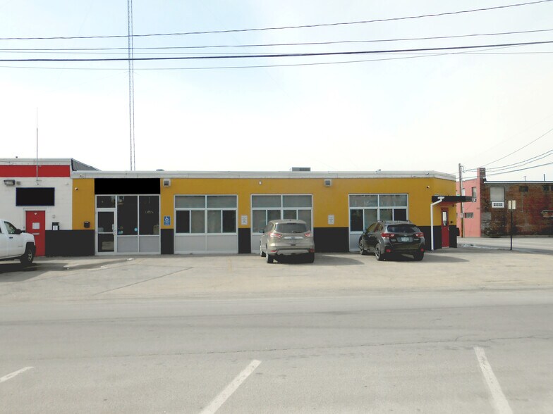 More Photos Of 31 Auburn St, Manchester Service For Lease