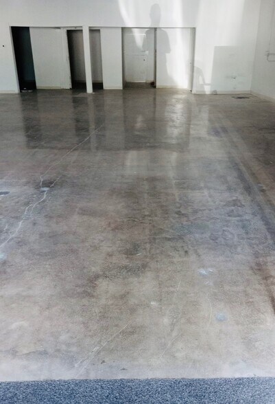 More Photos Of 10410 W Sample Rd, Coral Springs Unknown For Lease