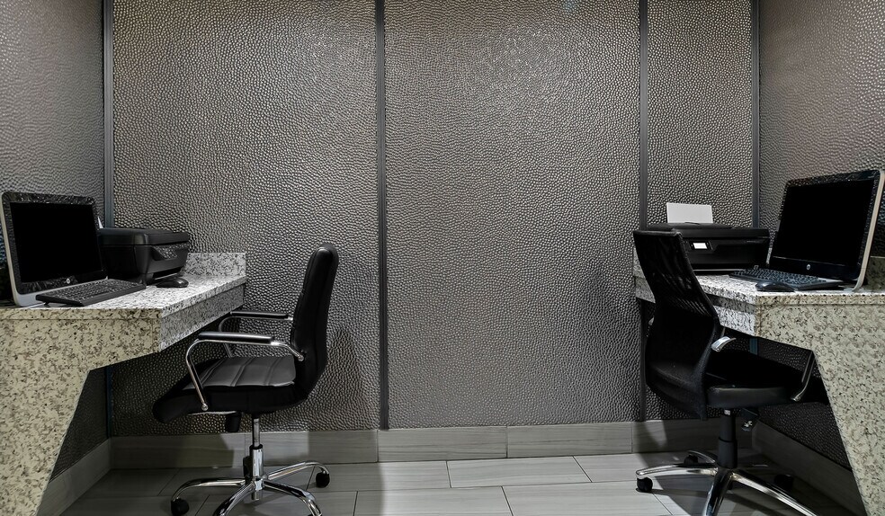 More Photos Of 6075 Hill 23 Dr, Flint Hotel For Sale