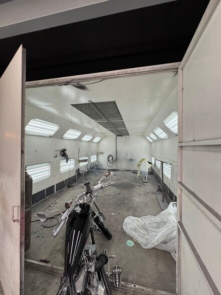 More Photos Of 1708 Austell Rd SE, Marietta Auto Repair For Sale