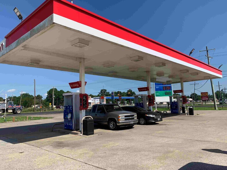 More Photos Of 6373 FM 1442, Orange Service Station For Sale