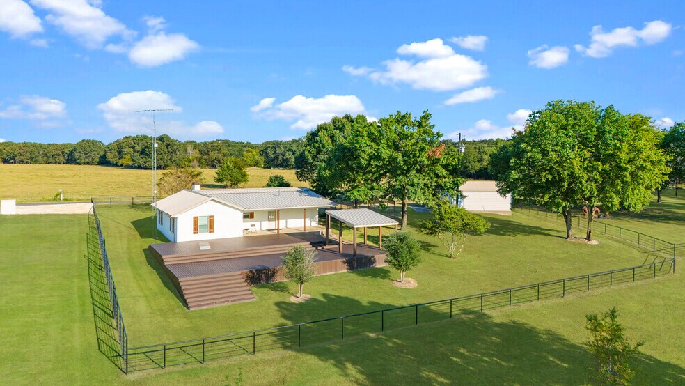 More Photos Of 2769 RS County Road 3160, Emory Lodge Meeting Hall For Lease