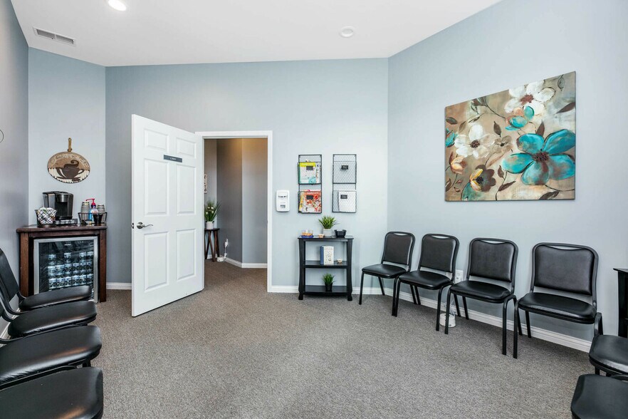 More Photos Of 8485 S Mason Montgomery Rd, Mason Office For Sale