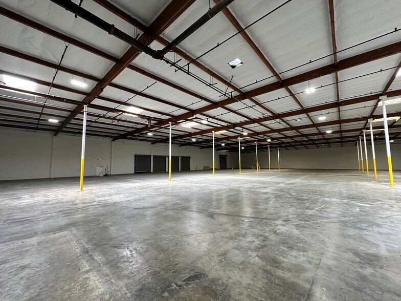 More Photos Of 15711-15777 S Broadway, Gardena Warehouse For Sale
