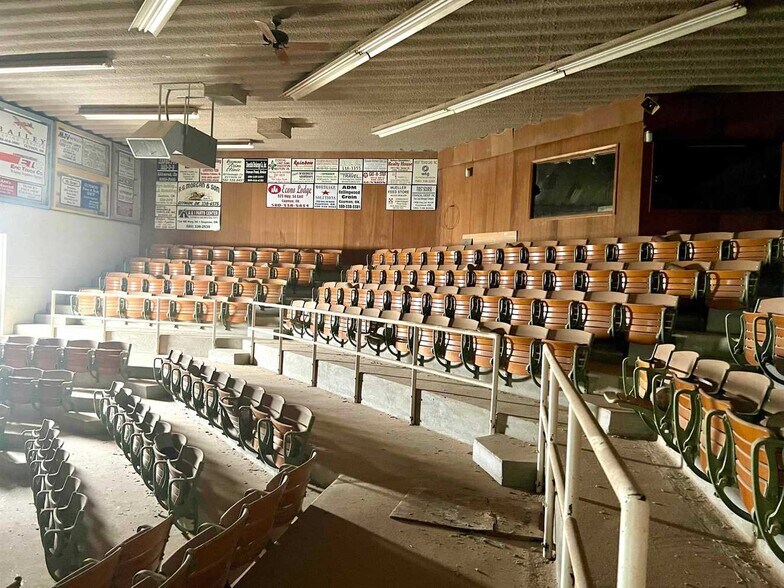 More Photos Of 3313 US 54, Guymon Manufacturing For Sale