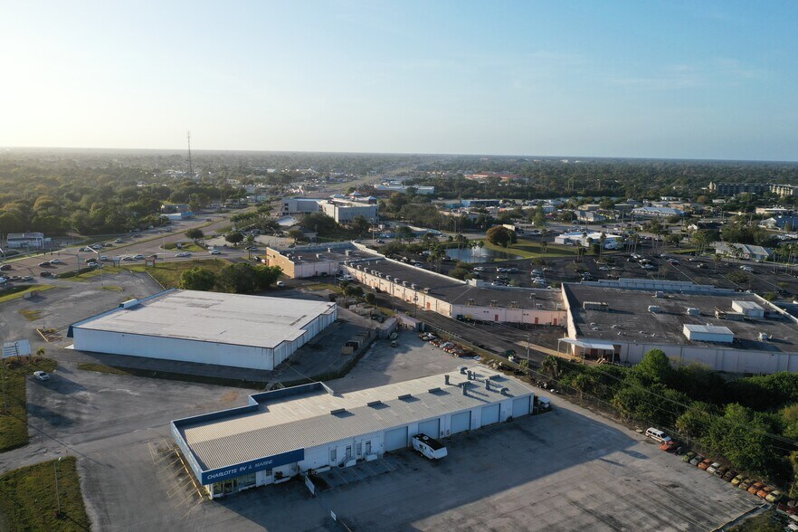 More Photos Of 23180 Harper Ave, Port Charlotte Service For Sale