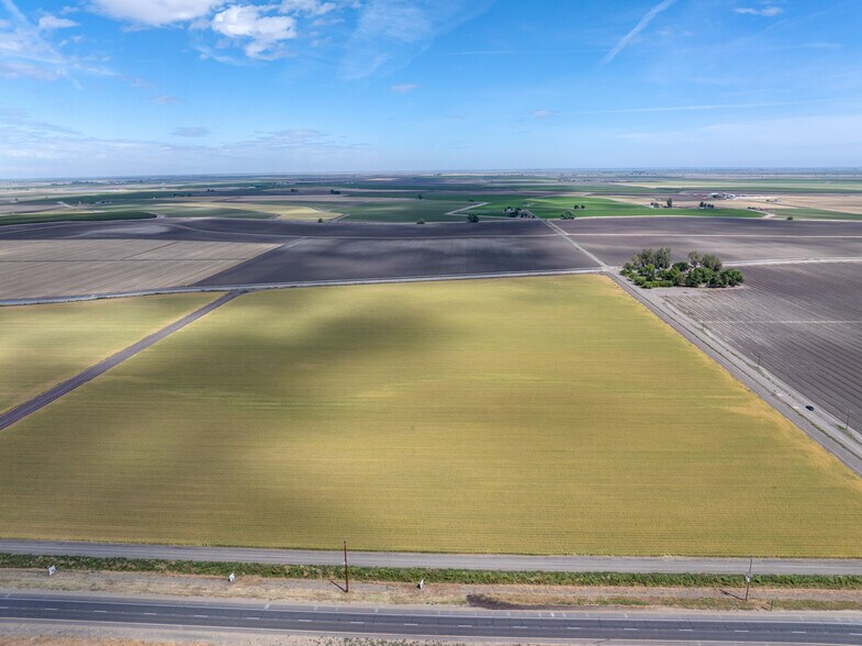 More Photos Of Cozzi Ave & Hwy 33 hwy, Dos Palos Land For Sale