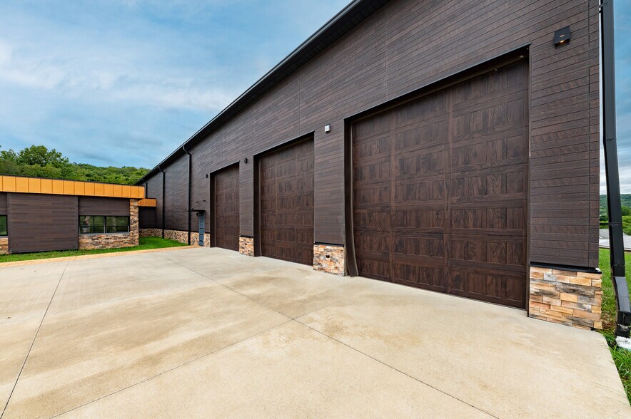 More Photos Of 145 School Rd, Mount Morris Office For Sale