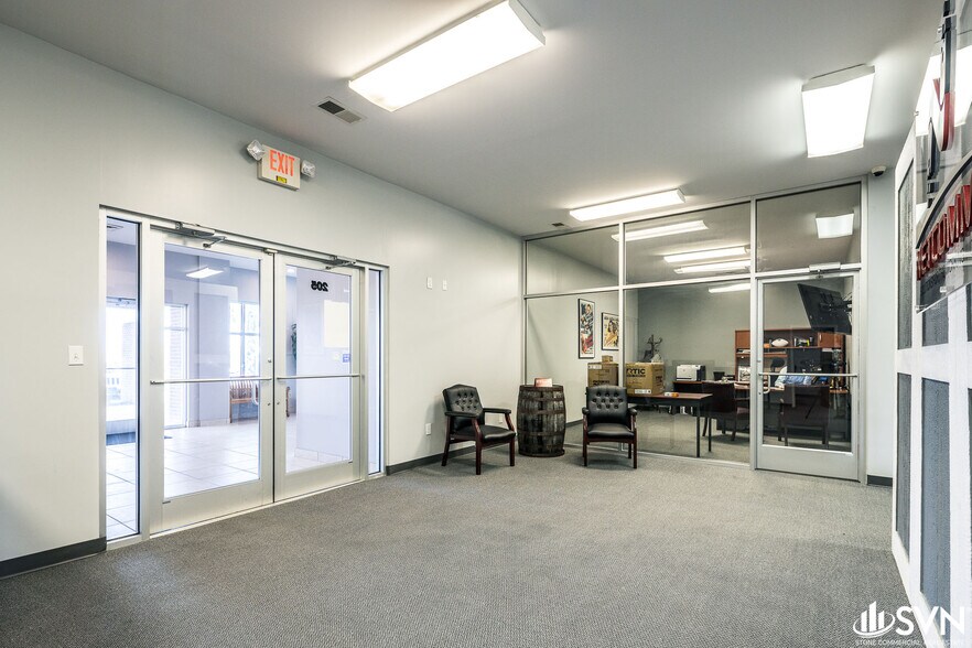 More Photos Of 203-205 Fairfield Dr, Nicholasville Office For Lease