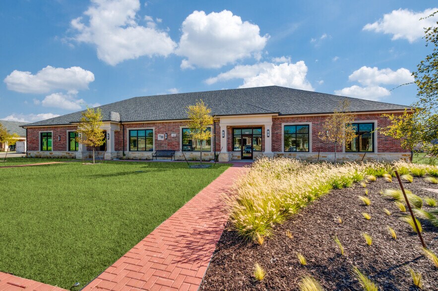 More Photos Of 7700 Preston Rd, Frisco Office For Sale