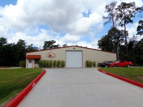 More Photos Of 28925 Nichols Sawmill Rd, Magnolia Warehouse For Lease