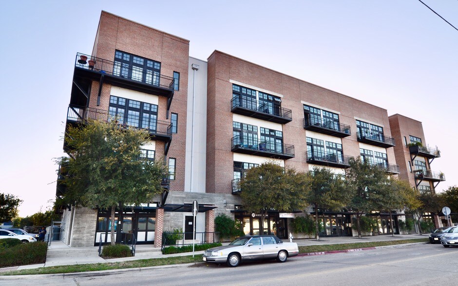 Primary Photo Of 2235 E 6th St, Austin Apartments For Lease