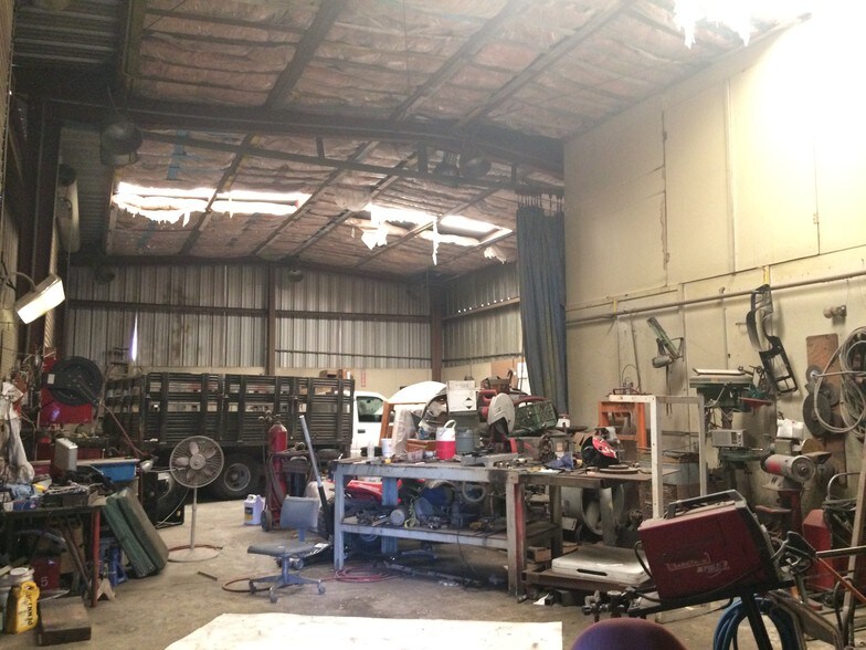 More Photos Of 1018 S 27th Ave, Phoenix Warehouse For Sale