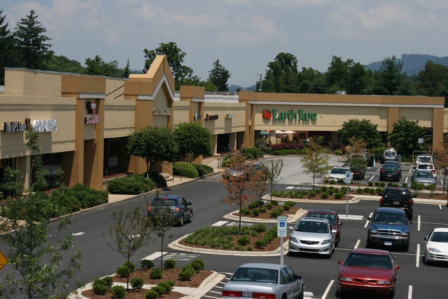 40 Westgate Pky, Asheville, NC 28806 For Lease