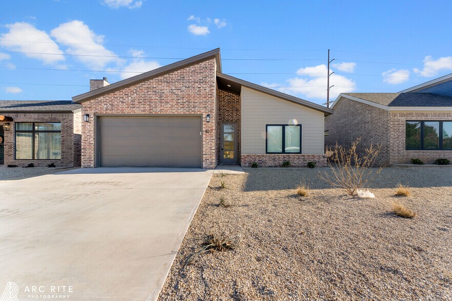 Primary Photo Of 4535 22nd Pl, Lubbock Multifamily For Sale
