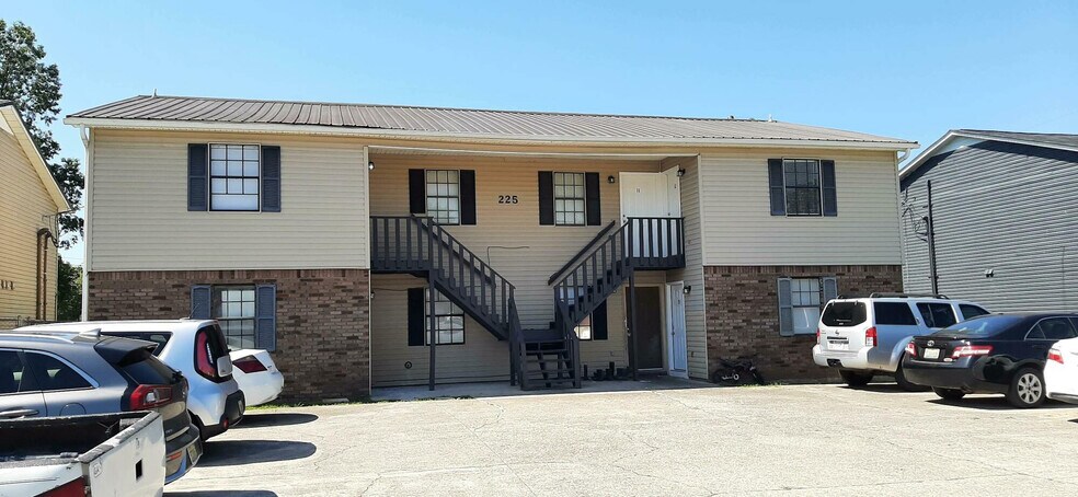 More Photos Of 217 & 219 8th St SW, Decatur Apartments For Sale