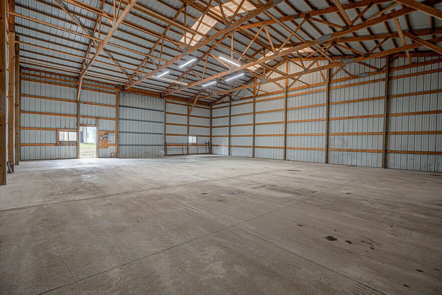 More Photos Of 4420 S Dixie Hwy, Franklin Office For Sale