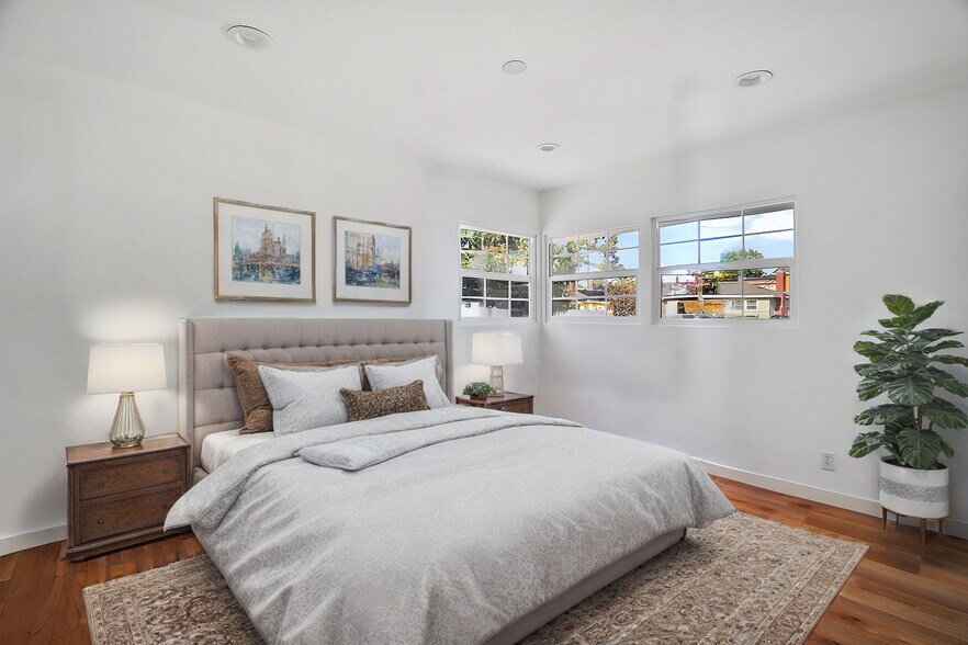 More Photos Of 20336 Cantara St, Winnetka Apartments For Sale