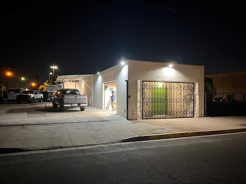 Primary Photo Of 123 E C St, Wilmington Warehouse For Sale