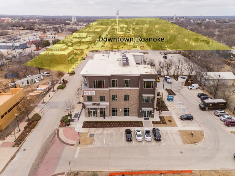 Primary Photo Of 310 S Oak St, Roanoke Medical For Lease