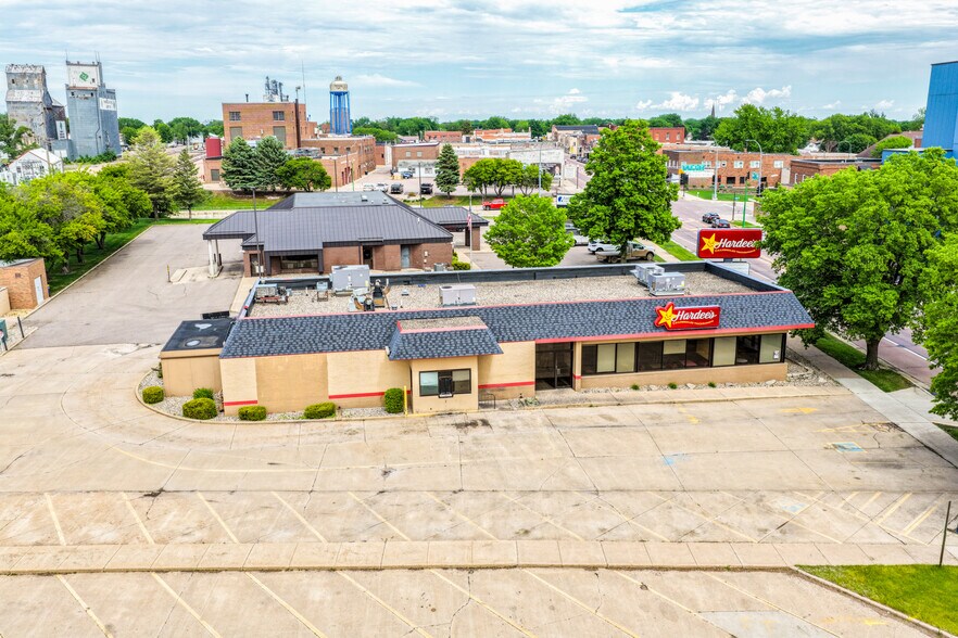 More Photos Of 320 Main St W, Sleepy Eye Fast Food For Sale