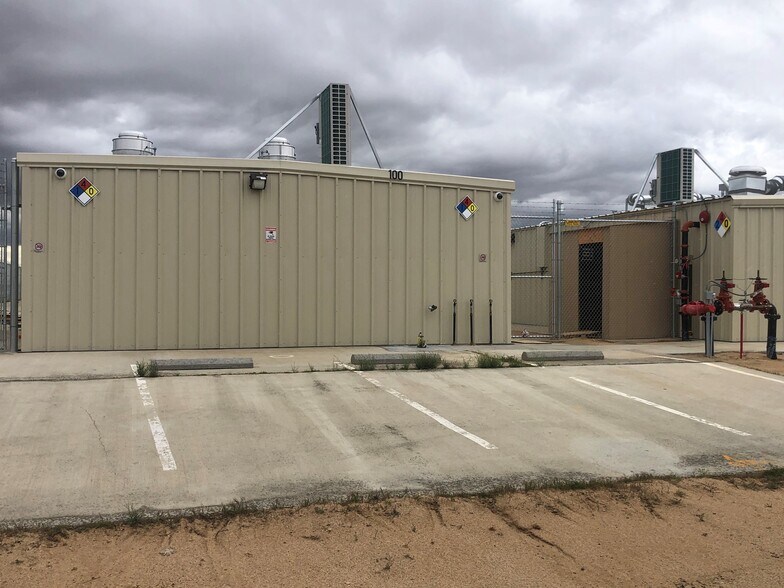 More Photos Of 22510 Curtiss Pl, California City Warehouse For Sale