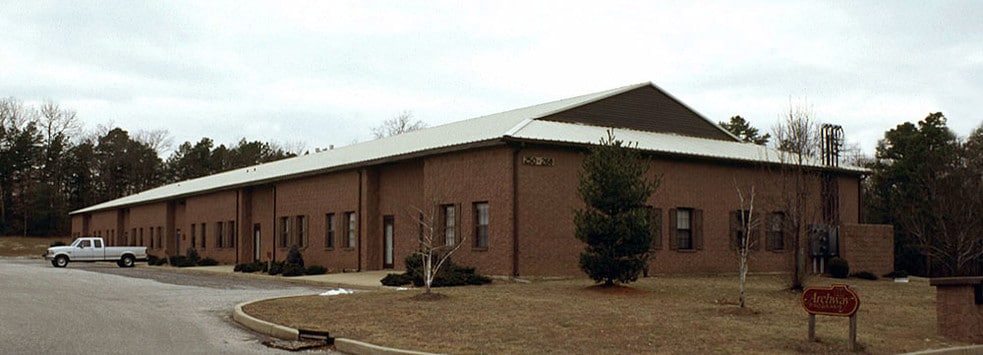 More Photos Of 301-321 Pinedge Dr, Berlin Unknown For Lease