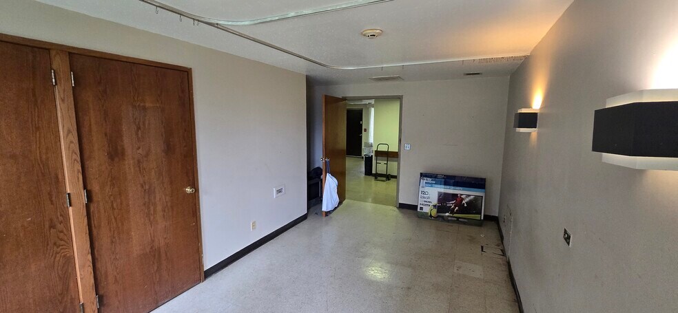 More Photos Of 2876 230th St, Sidney Assisted Living For Sale