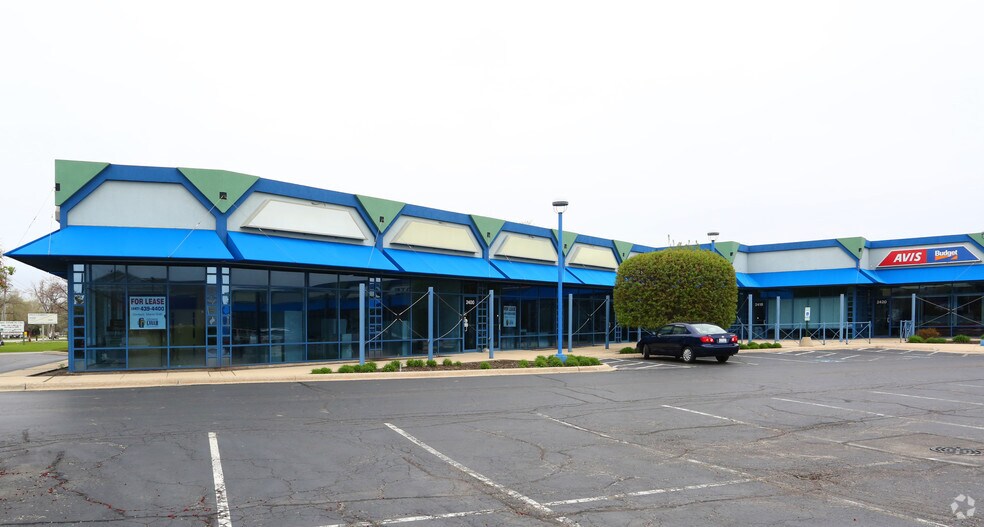 More Photos Of 2400-2432 Landmeier Rd, Elk Grove Village Unknown For Lease